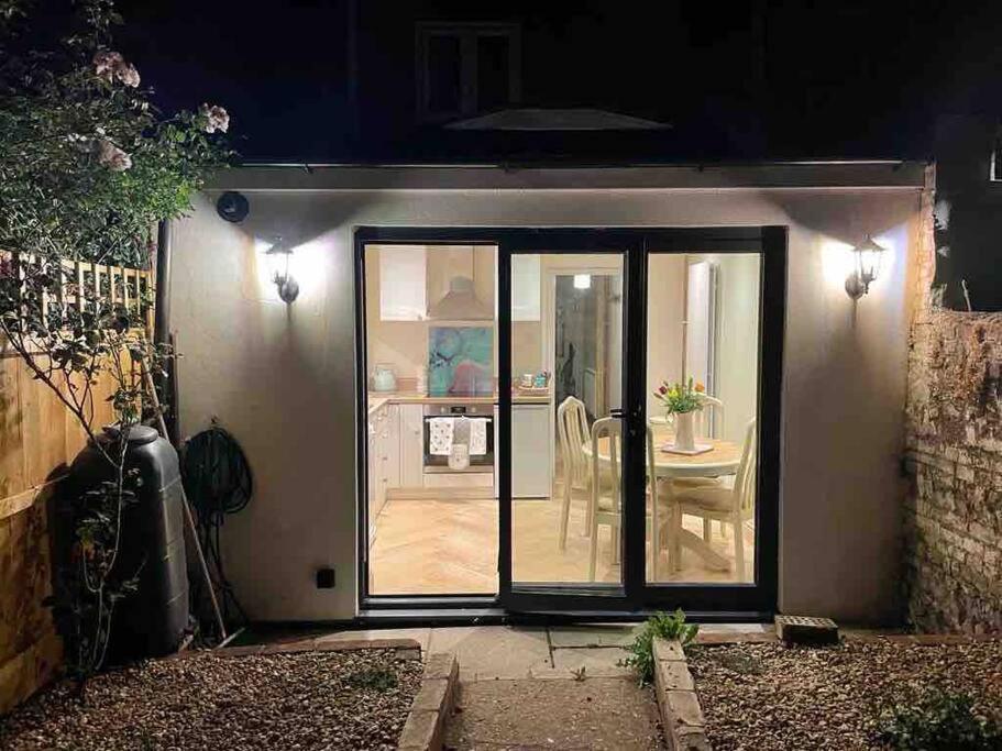 Braybrooke Cottage, Саффрон-Уолден Экстерьер фото